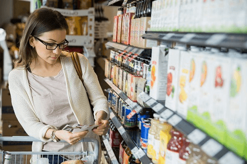 Woman-grocery-shopping1